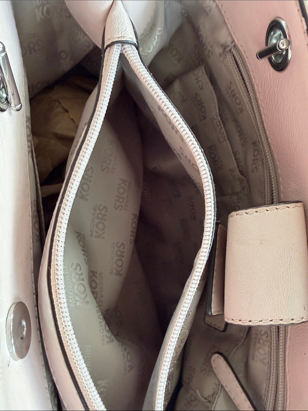 Michael Kors Quilted Chain-Handle Women's Tote in Light Pink - Picture 5 of 6